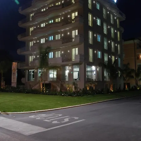 شقة فندقية Olympus